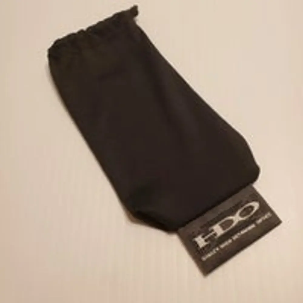 Oakley pouch drawstring bag cleaning cloth black. Perfect shape. Size 6.5X3